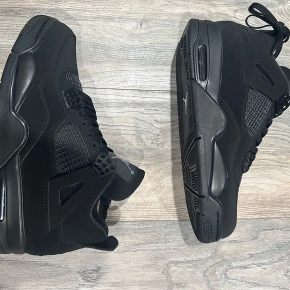 Jordan | Shoes | Jordan Mens Allblack Athletic Sneakers  display picture 3